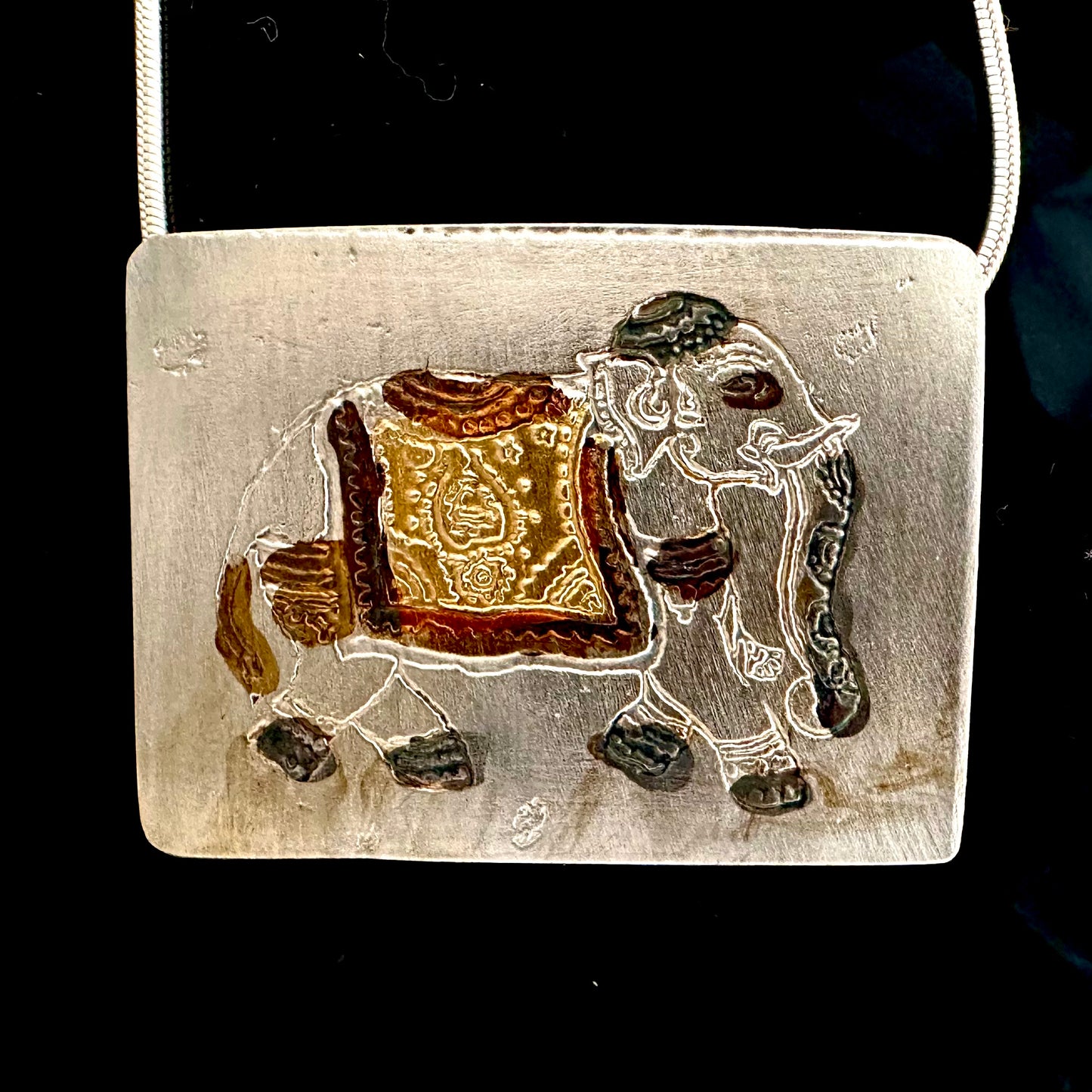 Etched Elephant Silver And Gold