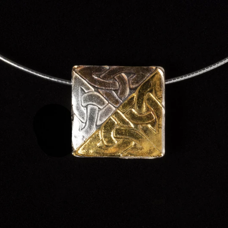 Pendant  Two Sided Floral Motif Opposite Side Celtic Pattern - HIMANI SILVER JEWELRY