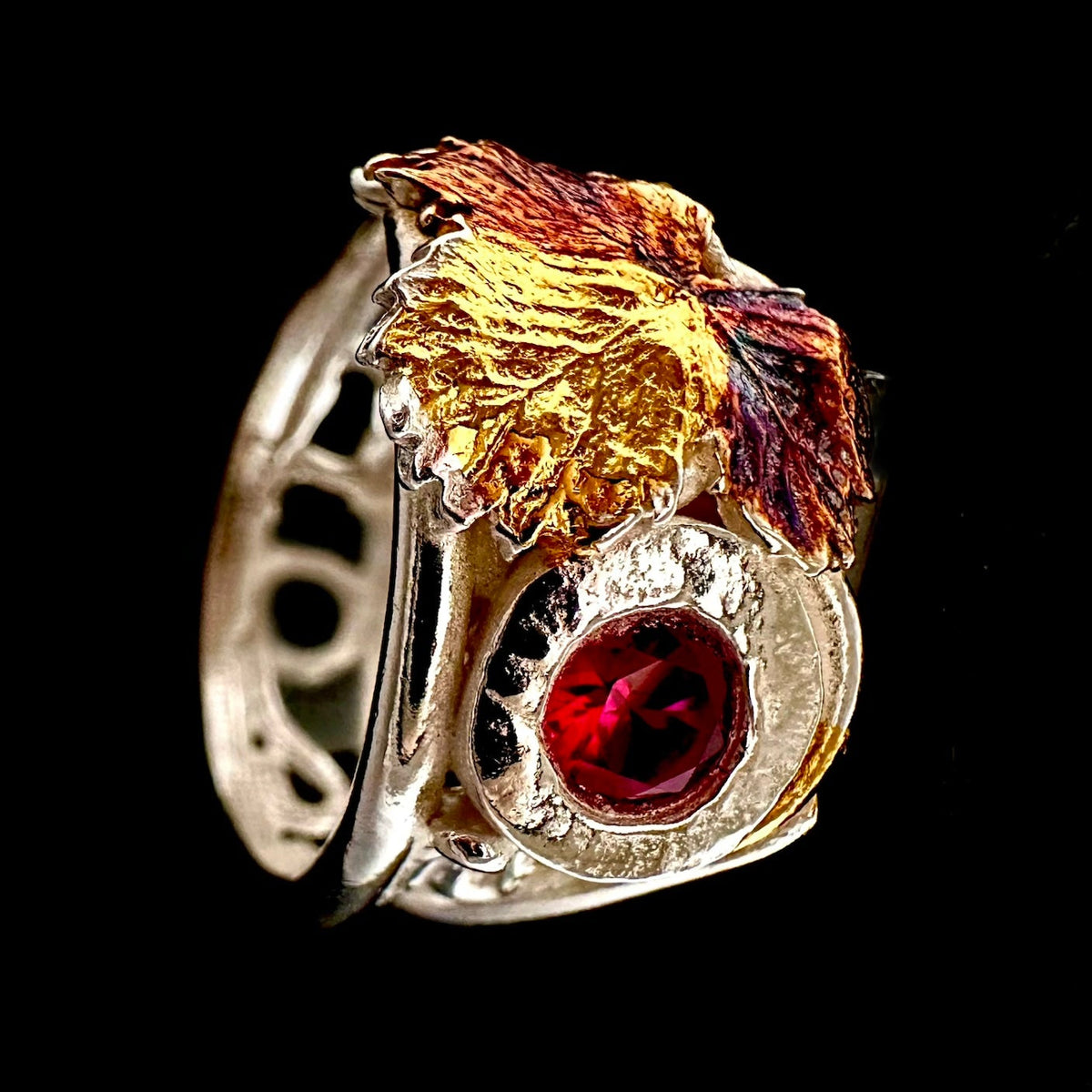 Strawberry Leaf Ring